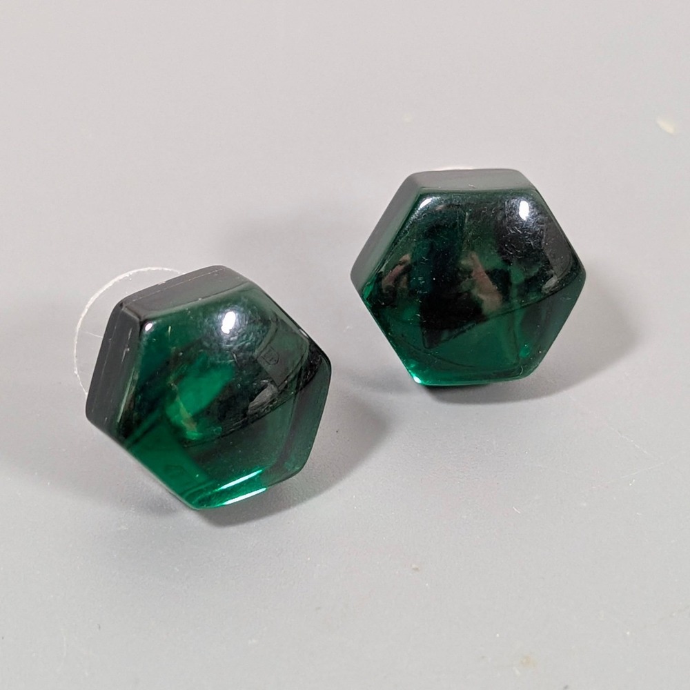 Vintage Green Lucite Hexagon Stud Earrings Pierced 6-Sided Mod‎ Mid Century
